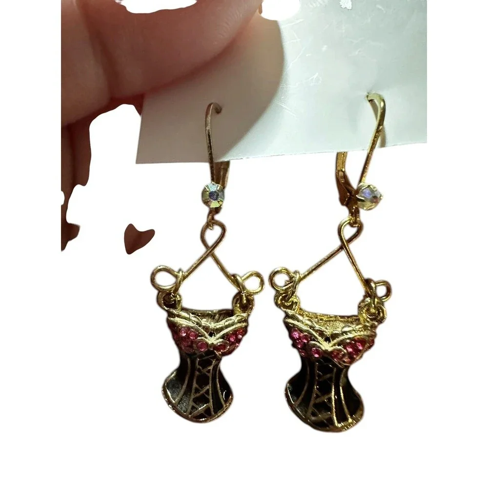VINTAGE RARE Betsey Johnson Gold Crystals earrings 